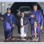 মধুখালীতে অস্ত্র তৈরির কারখানায় সেনা অভিযানে অস্ত্র ও সরঞ্জাম উদ্ধার, আটক এক