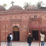 ‎ফ‌রিদপু‌রের গ্রা‌মে ছয়শ` বছরের পুরনো মসজিদ, ই‌তিহা‌সের সাক্ষী!